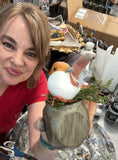 Bird on wood stump