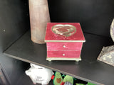 Vintage Heart Wallpaper jewelry Box