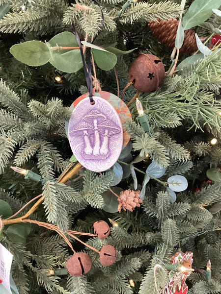 Pottery Ornament -mushroom