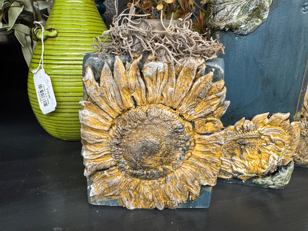 Short wood slab Pumpkin with Sunflower
