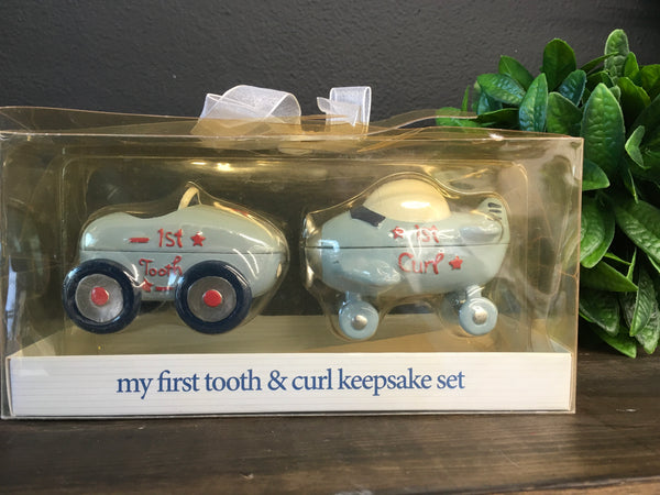 My first tooth/curl