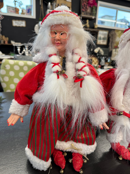 Xmas Around the World Mrs Santa