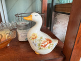 Vintage duck w floral