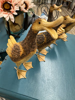 Polynesian resin rustic ducks