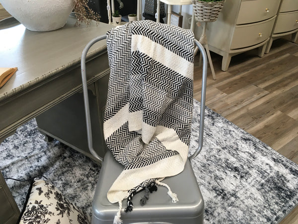 Black and White Throw