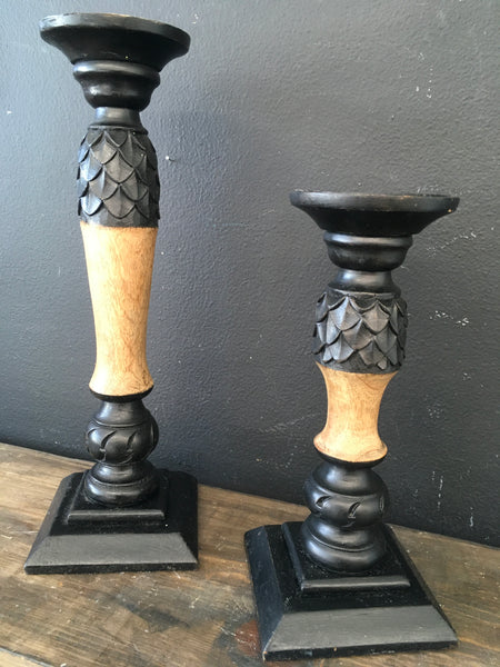 Wood candle holder set
