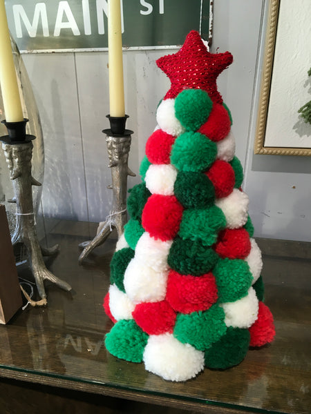 Pom pom Christmas tree