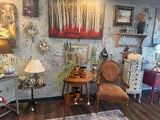 Ethyl the vintage looking chair