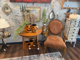 Ethyl the vintage looking chair