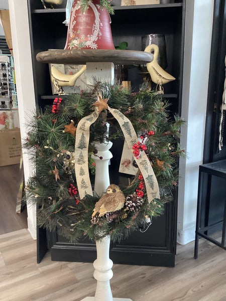 Wreath w/stars & bird