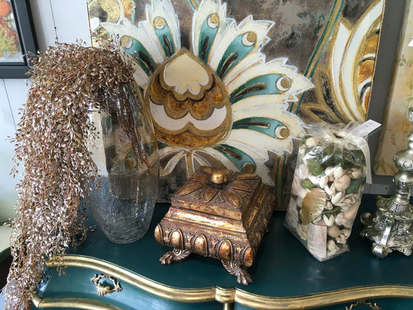 Heavy Resin Gold Trunk