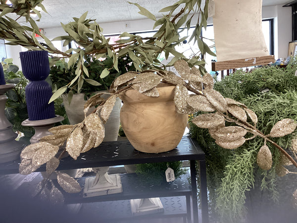 Glittery Gold Leaf Garland