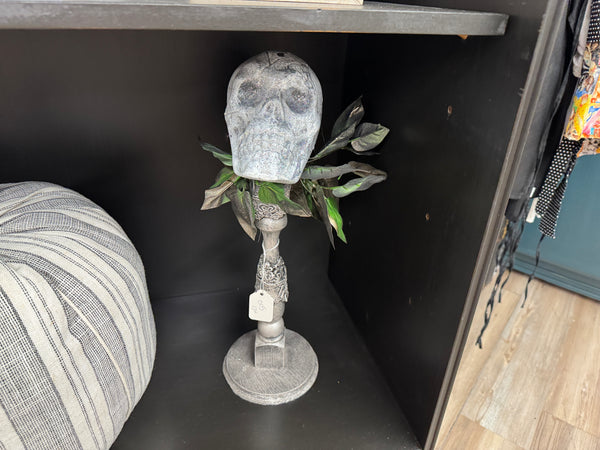 Skull candle stick