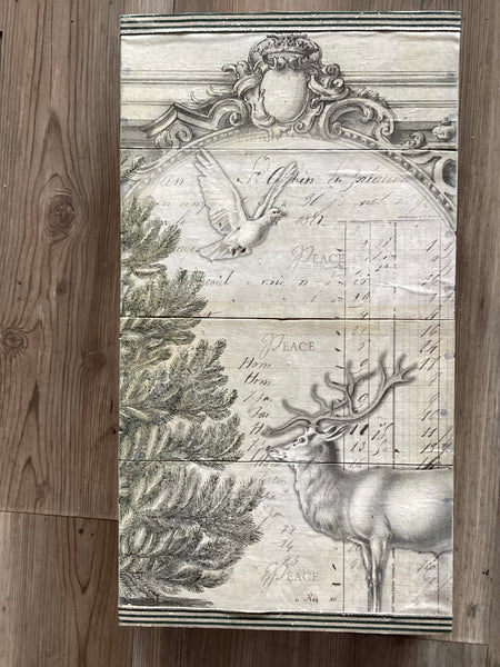 Deer Box Picture