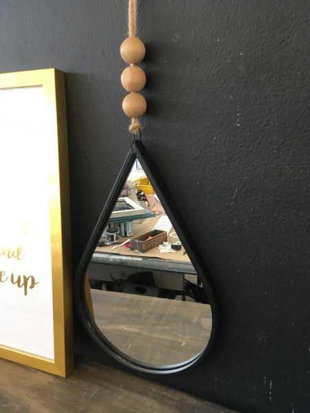 Teardrop mirror
