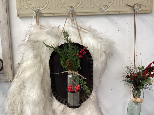 Hanging Tin w/Christmas Floral