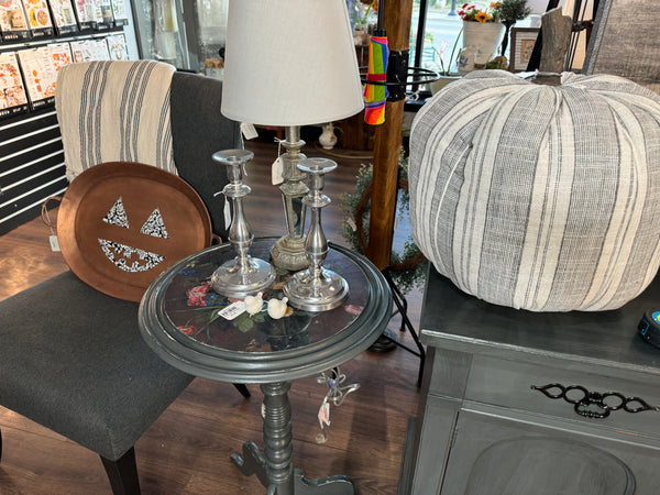 Hope the small rustic leggy side table