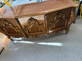 Helen the drop-dead gorgeous Green dresser!