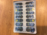 Nail wraps polish